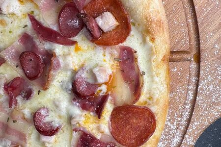 Пицца Мясное ассорти