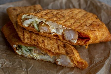 Цезарь ролл с креветкой