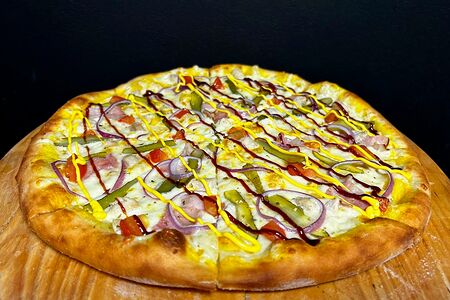 Пицца Чиззи Барбекю