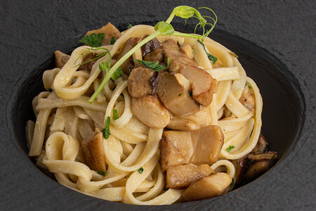 Паста с белыми грибами