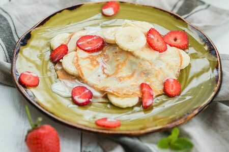 Блины с бананом и сгущенкой