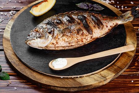 Дорадо на гриле