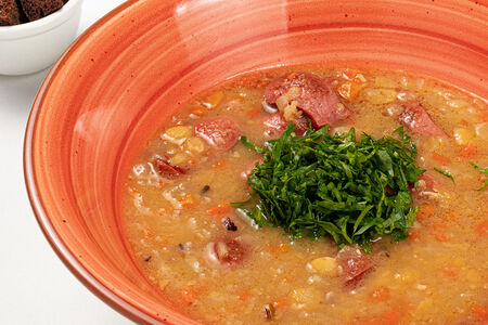 Гороховый суп по-домашнему