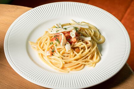 Спагетти с кальмаром