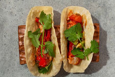 Тако с креветками BBQ