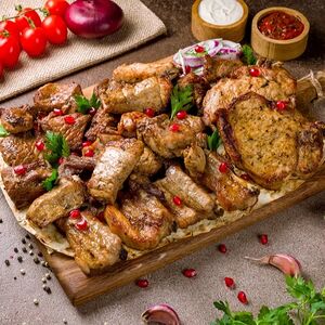 Ассорти шашлыков из cвинины