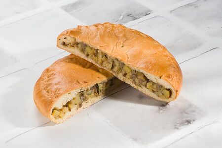 С грибами и картофелем