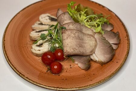 Ассорти мясное по-домашнему