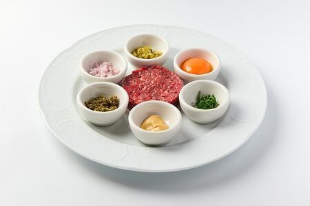 Тартар из говяжьей вырезки