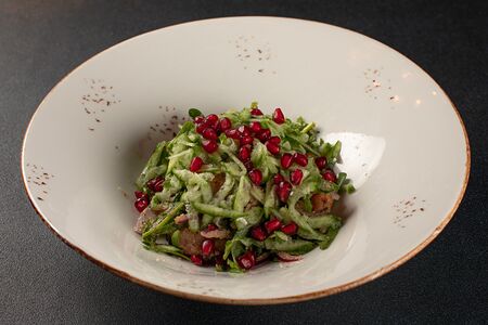 Куриный салат по-имеретински