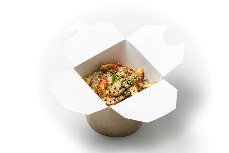 Wok Фунчоза с курицей терияки