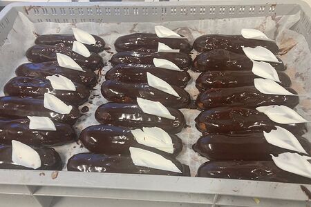 Эклер Шоколадный