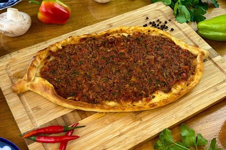 Пидэ этли с говядиной (халяль)