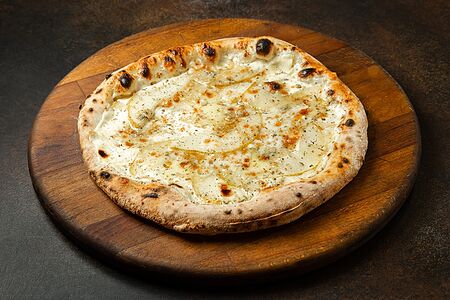 Пицца Груша-горгондзола