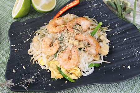 Пад-тай с креветкой