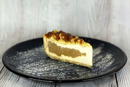 Чизкейк яблочно-карамельный
