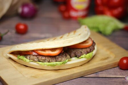 Пита с говядиной