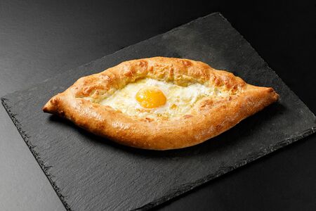 Хачапури по-аджарски