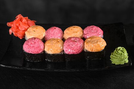 Запеченный ролл с курицей BBQ