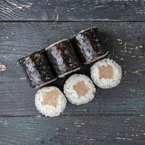 Изумитай хосомаки