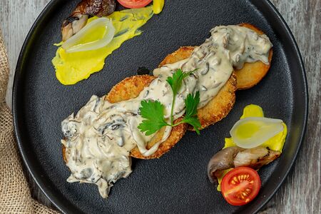 Нежные котлеты из щуки по-астрахански