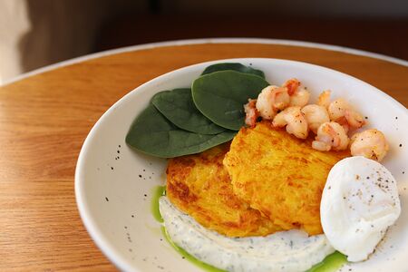 Оладьи из тыквы с креветками