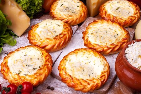 Хачапури - творог солёный