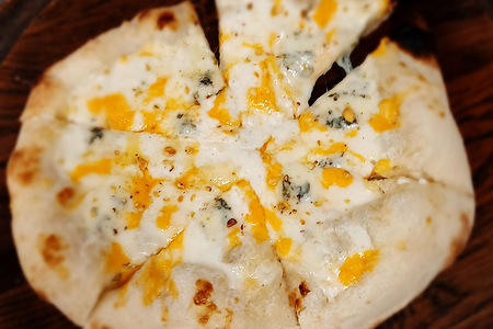 Пицца Четыре сыра