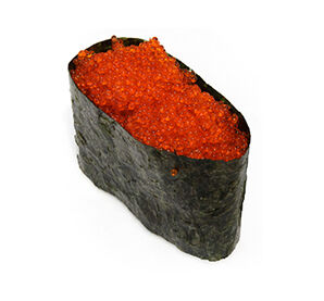 Суши красная икра летучей рыбы