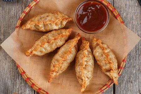 Гёдза с говядиной (5 шт.)