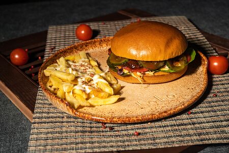 Бургер с щечками