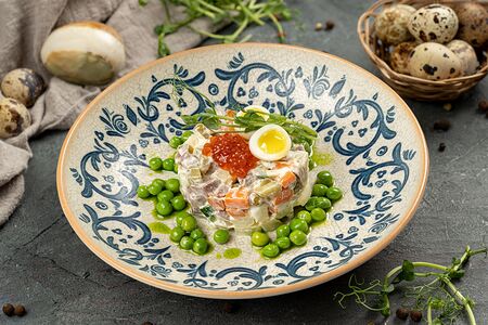 Салат Оливье с говяжьим языком