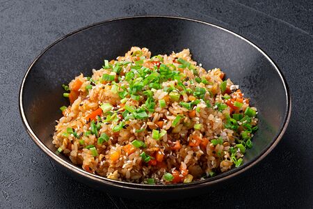 Тяхан с курицей и яйцом