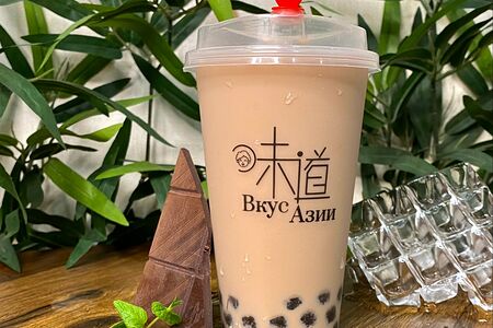 Молочный чай с черными жемчужинами