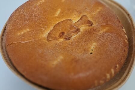 Пирог с красной рыбой