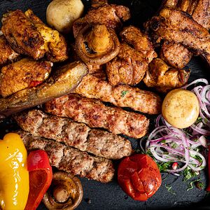 Ассорти из шашлыков на компанию