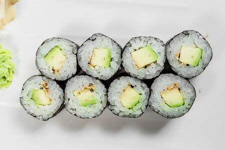 Хосомаки Авокадо