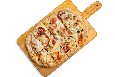 Пицца прошутто с грибами