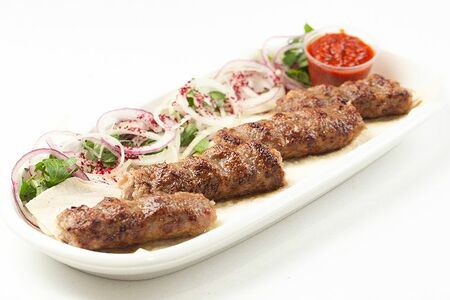 Люля-кебаб из говядины и баранины