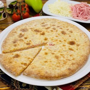 Пирог с ветчиной и сыром