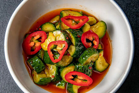 Битые огурцы от бабушки Лао