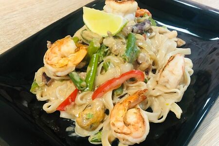 Лапша с морепродуктами Фо Сао