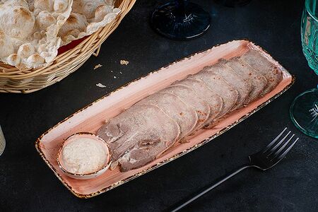 Язык говяжий с хреном