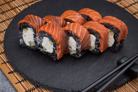 Ролл Филадельфия black