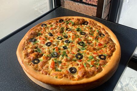 Пицца с куриной грудкой