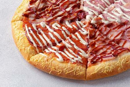 Пицца Четыре сезона на толстом с сыром