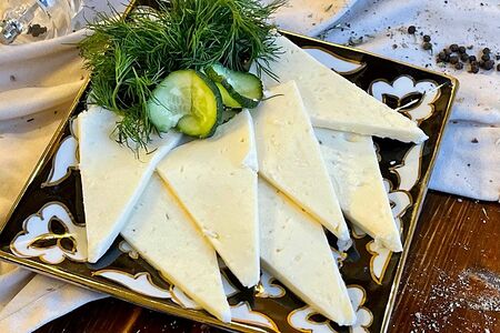 Сыр сулугуни