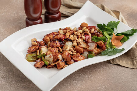 Куриное филе Гунбао