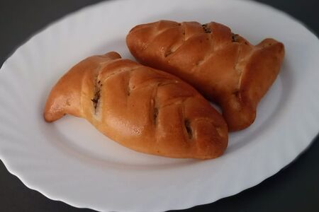 Пирог с рыбой и рисом