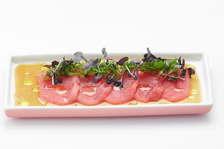 Сашими Тунец с перечным васаби